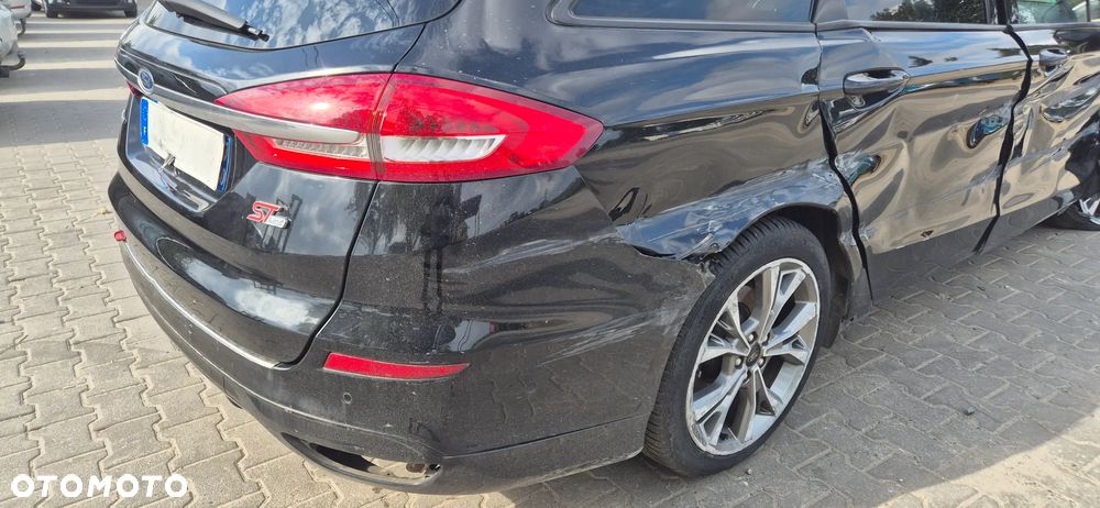 Ford Mondeo 1.5 EcoBoost ST-Line X - 28