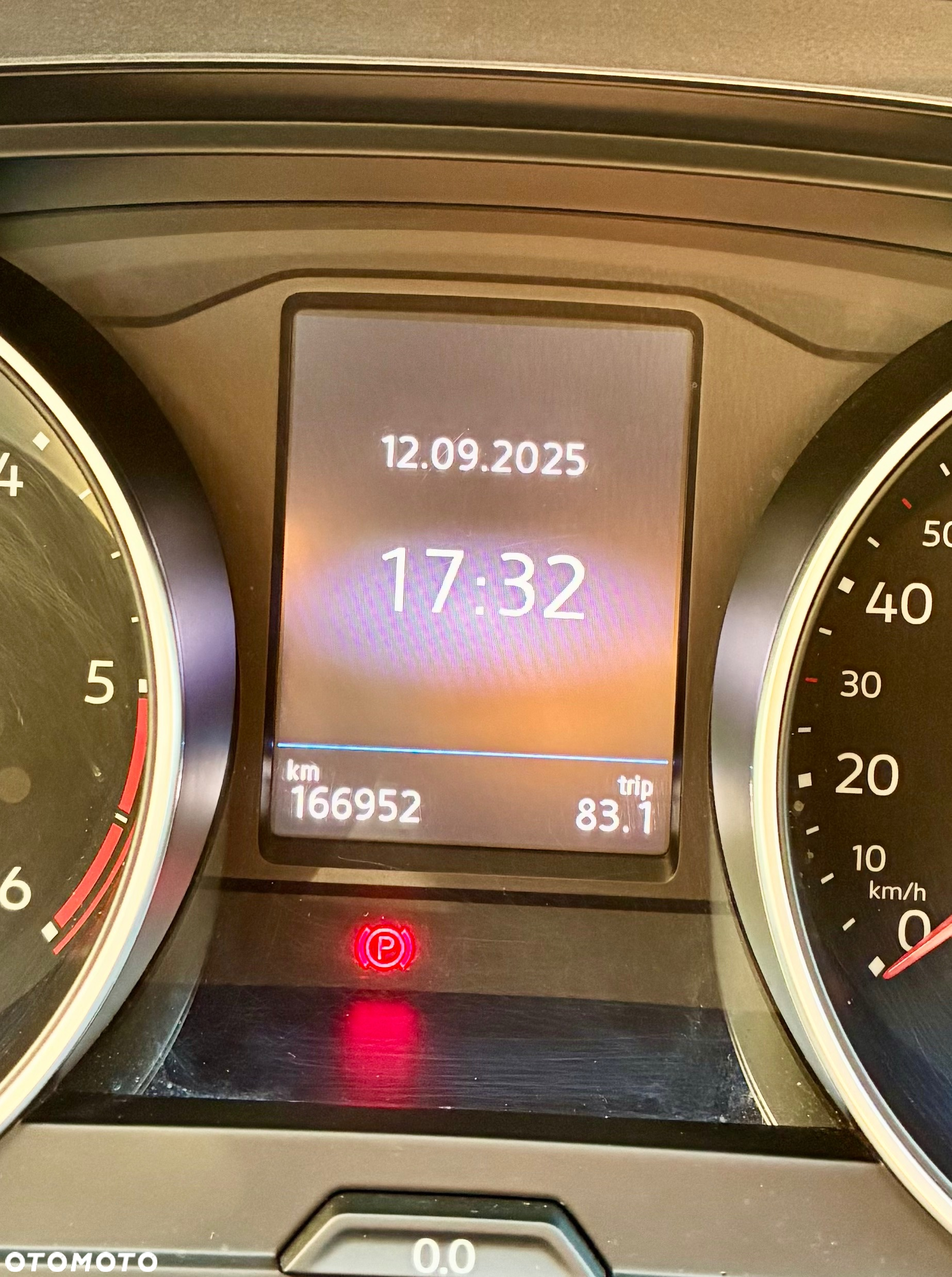 Volkswagen Tiguan 2.0 TDI BMT SCR Comfortline - 33