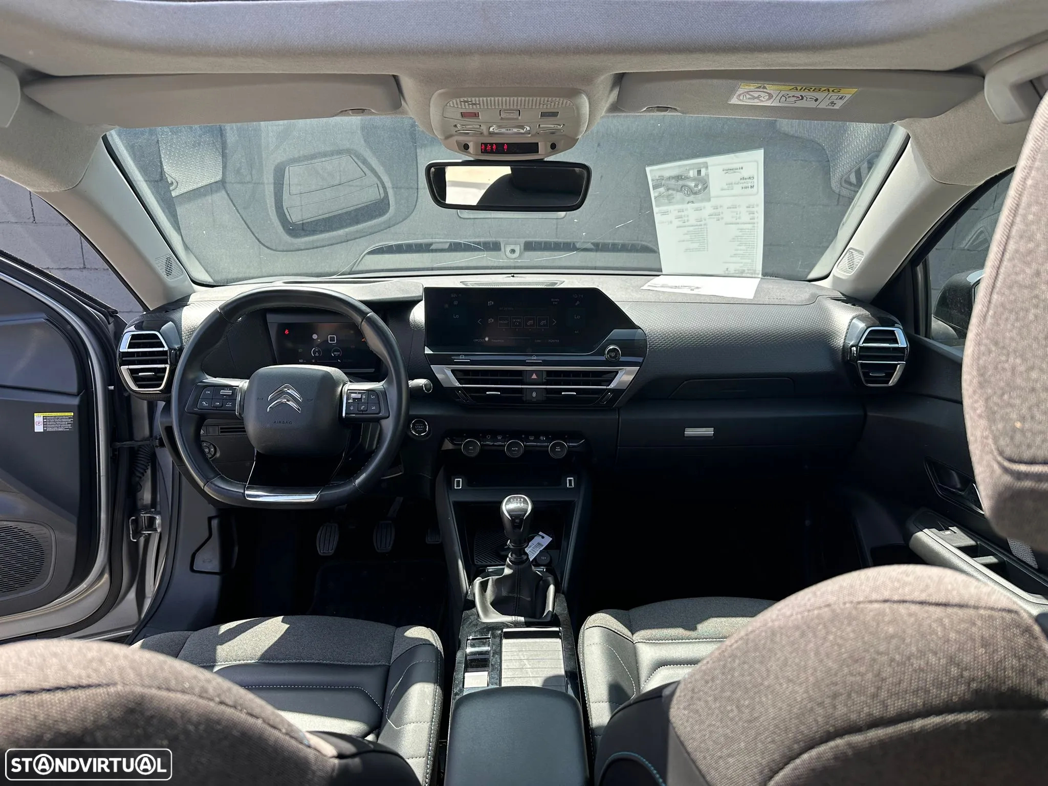 Citroën C4 1.2 PureTech Shine - 16