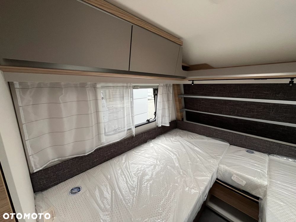 Dethleffs Nomad 490 EST - 13