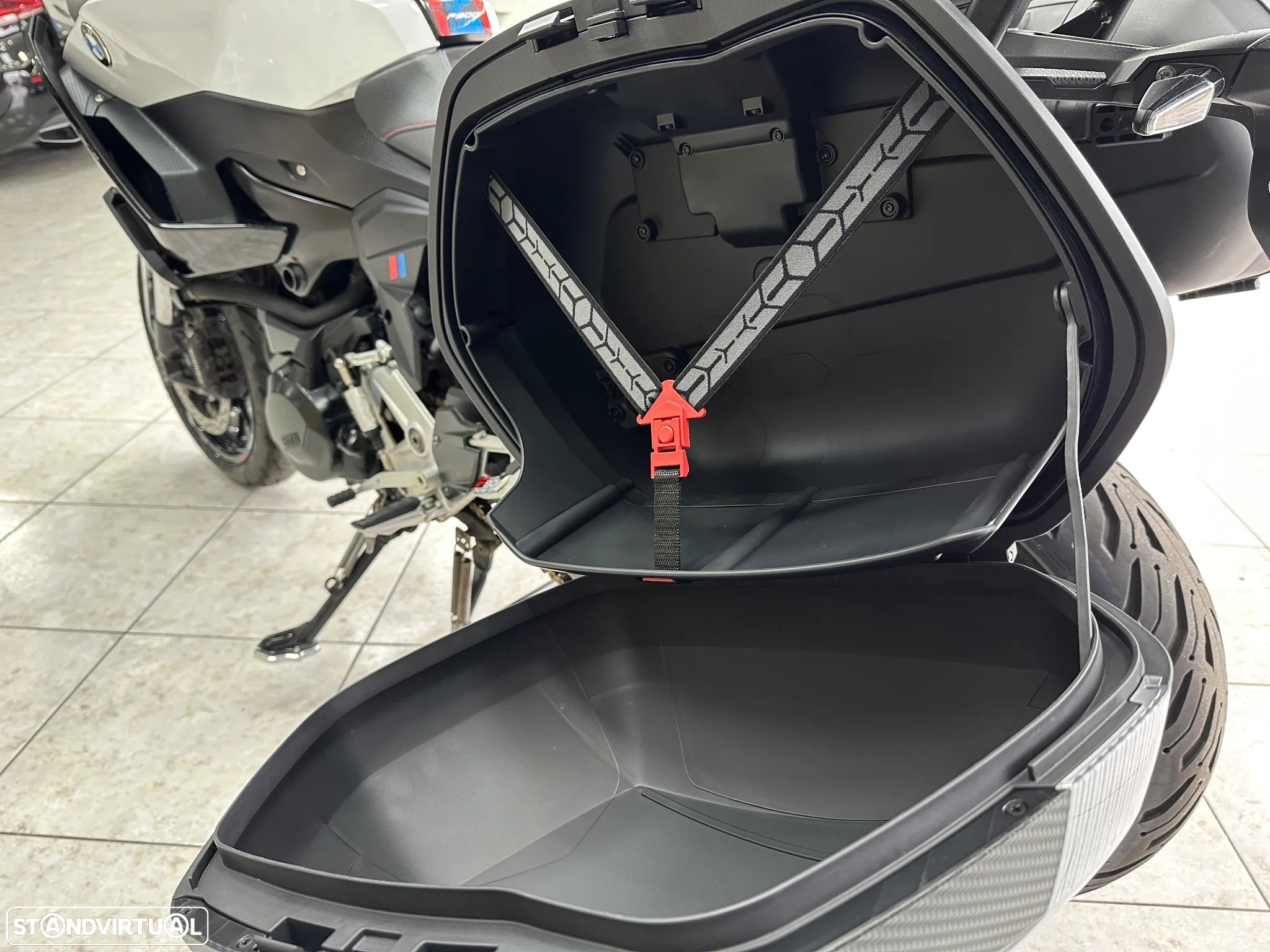 BMW F 900 XR COM IVA DEDUTIVEL - 17