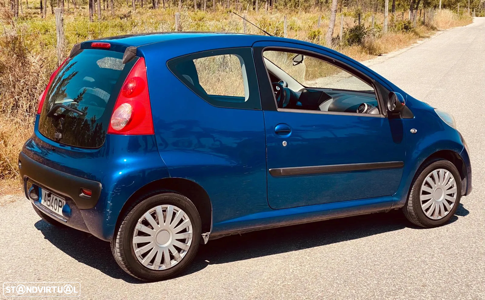 Peugeot 107 1.0 Urban - 2