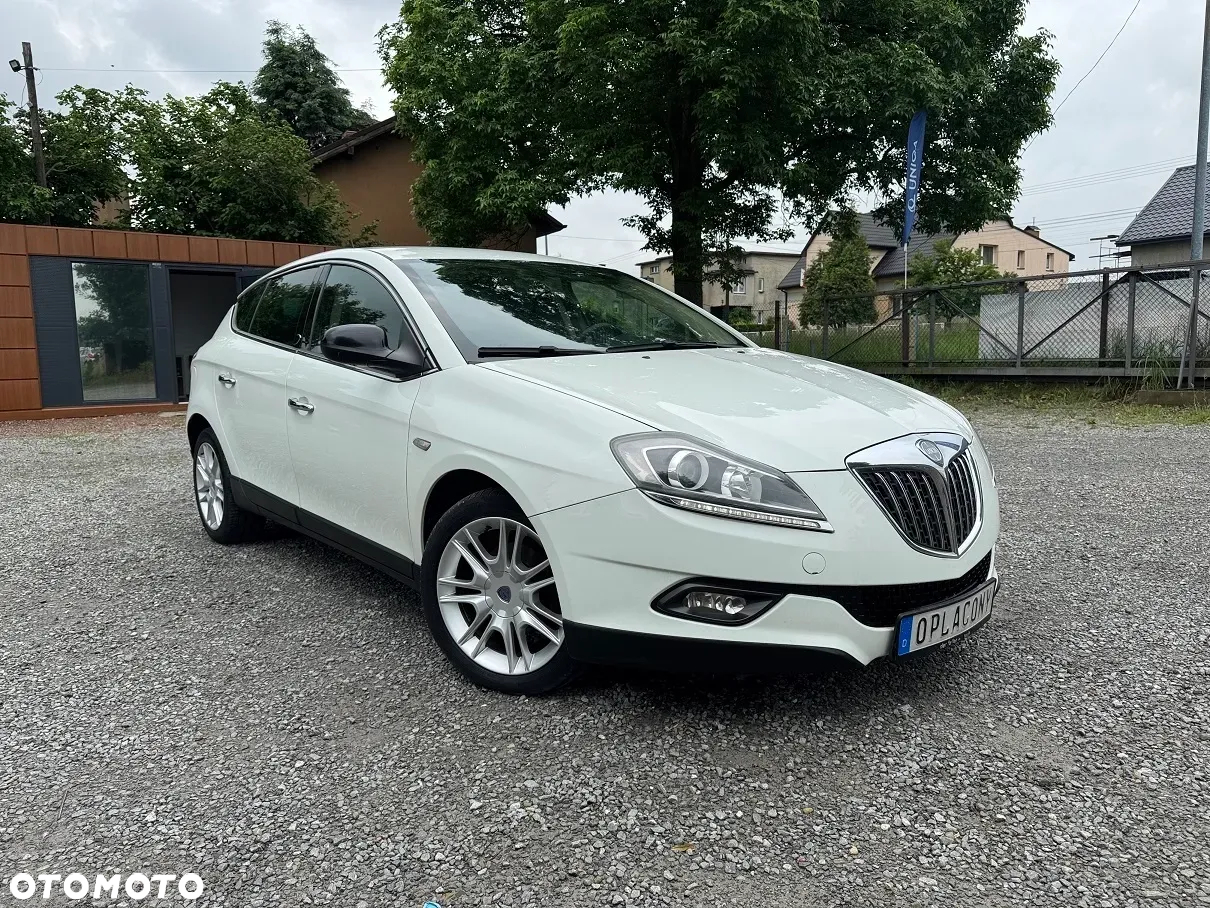 Lancia Delta - 16