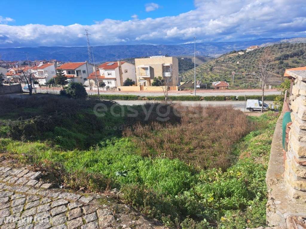 Lote com 450 m2, para construção de Moradia, em Torre de Moncorvo - Grande imagem: 4/12