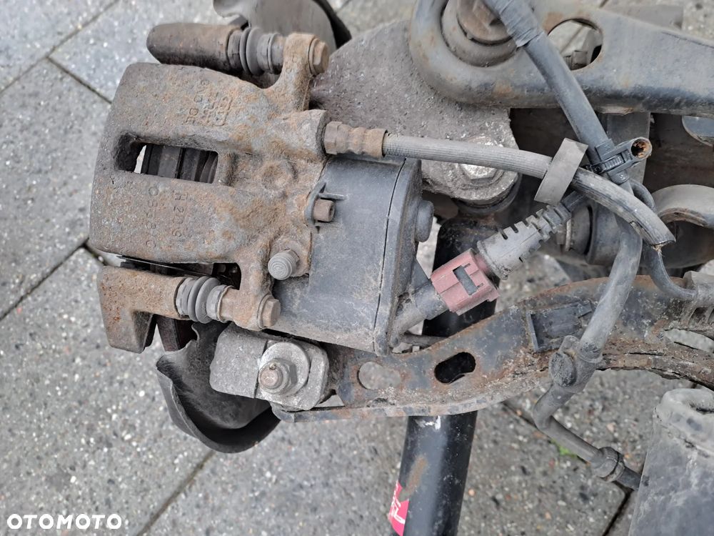 Audi A6 C6 Avant 2.0 TDi belka tylnego zawieszenia belka tylna kompletna - 6