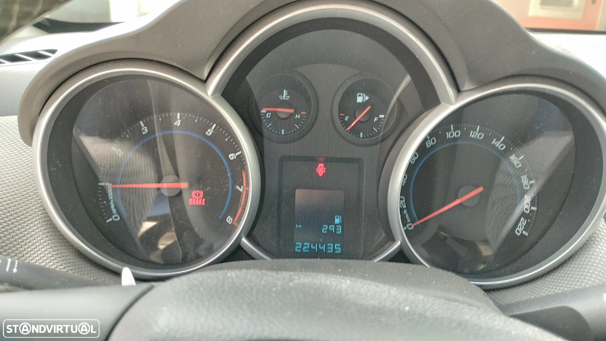 Chevrolet Cruze 1.6 LS - 13