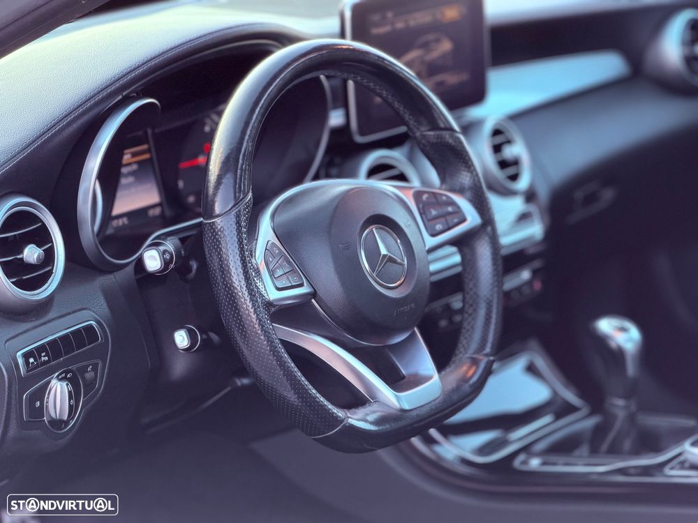 Mercedes-Benz A 35 AMG - 18