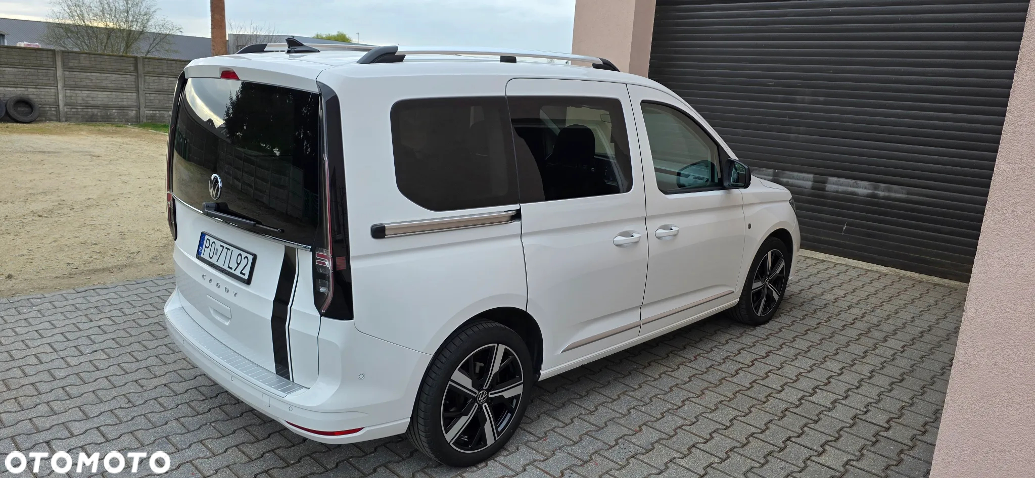 Volkswagen Caddy 2.0 TDI Style DSG - 12