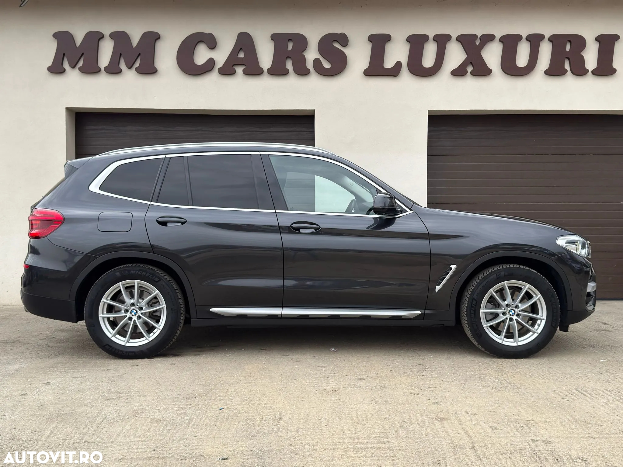 BMW X3 xDrive20i AT xLine - 38