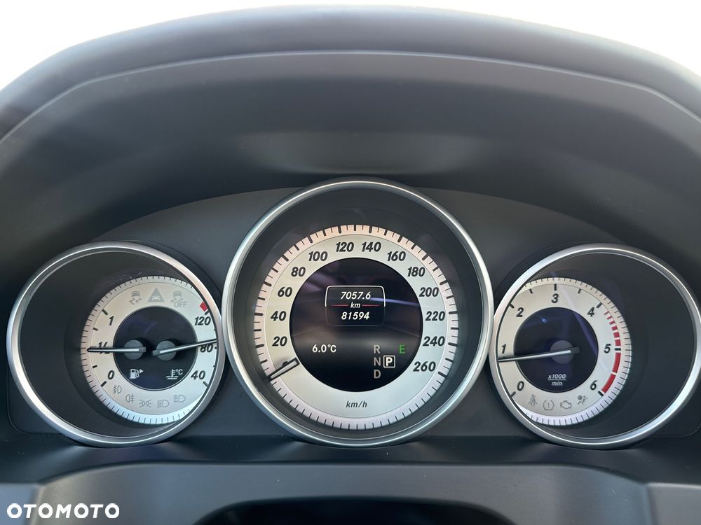 Mercedes-Benz Klasa E 220 (BlueTEC) d 9G-TRONIC - 35