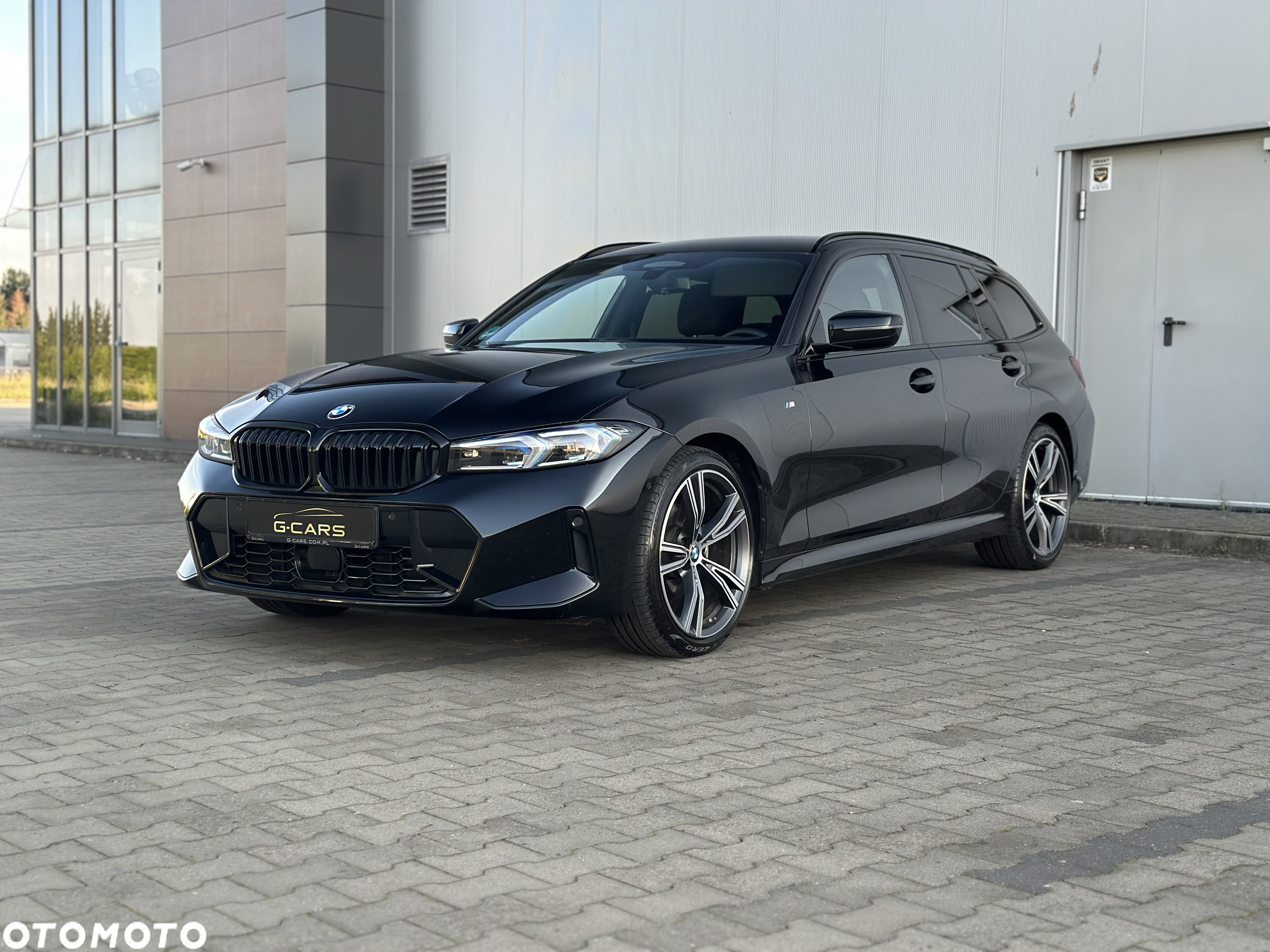 BMW Seria 3 320d Touring xDrive M Sport - 2