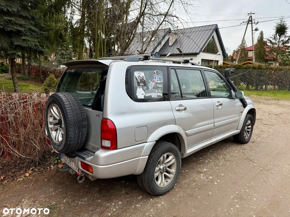 Suzuki Grand Vitara 2.7 V6 - 3