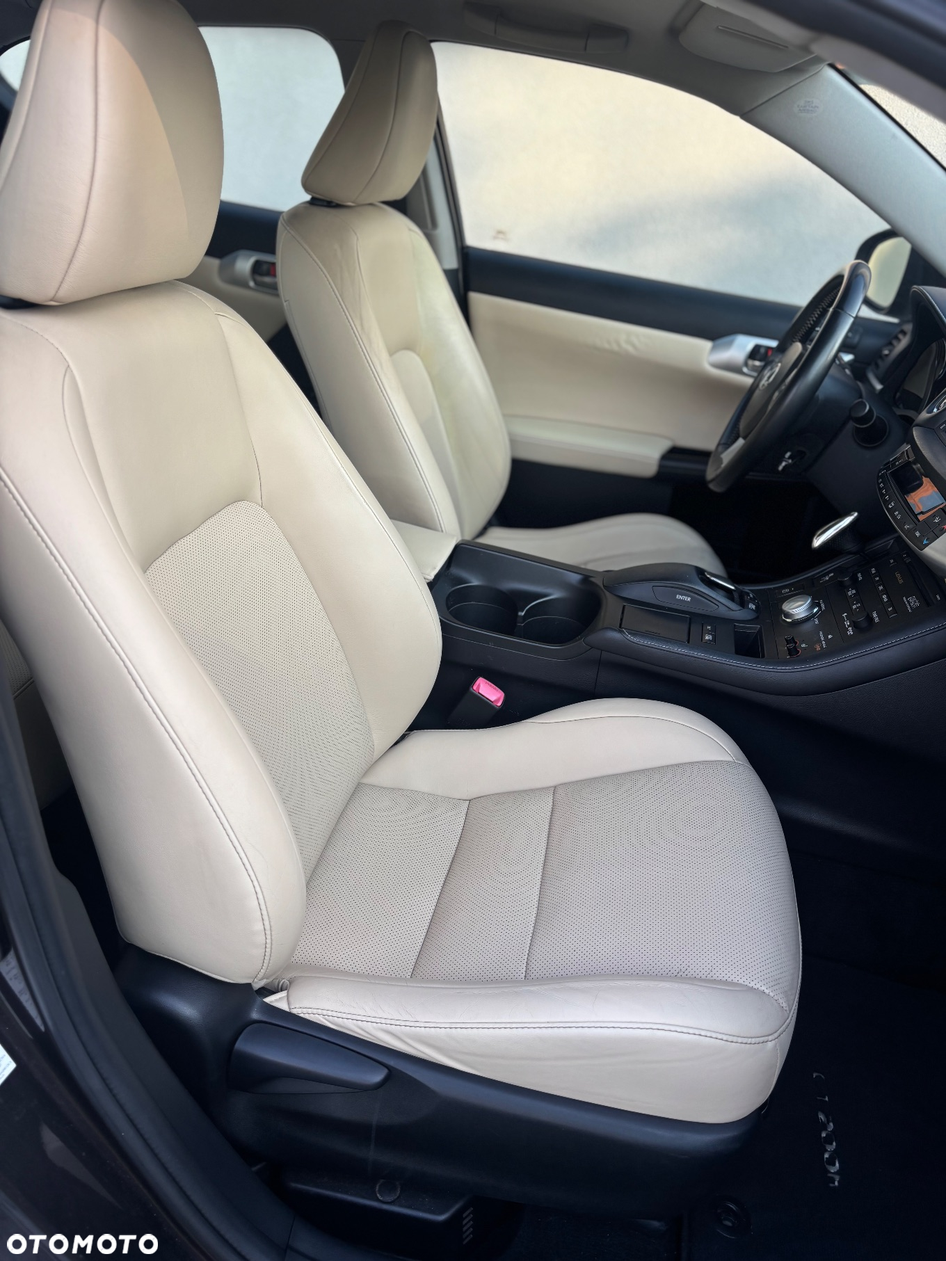 Lexus CT 200h Prestige - 25