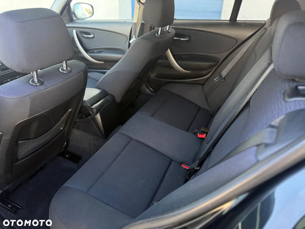 BMW Seria 1 120d - 10