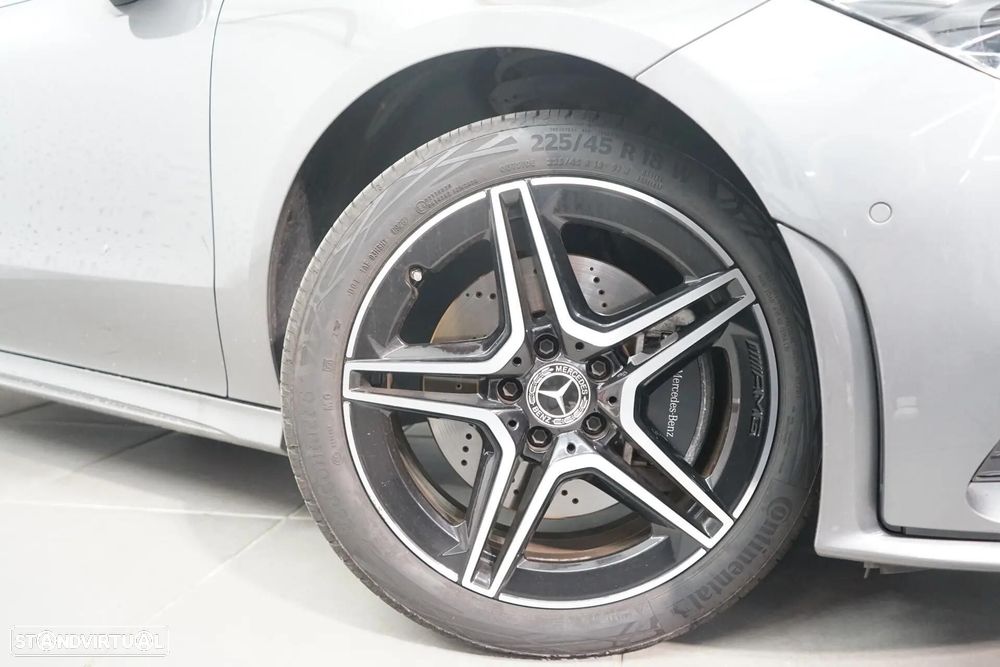 Mercedes-Benz CLA 250 e AMG Line - 10