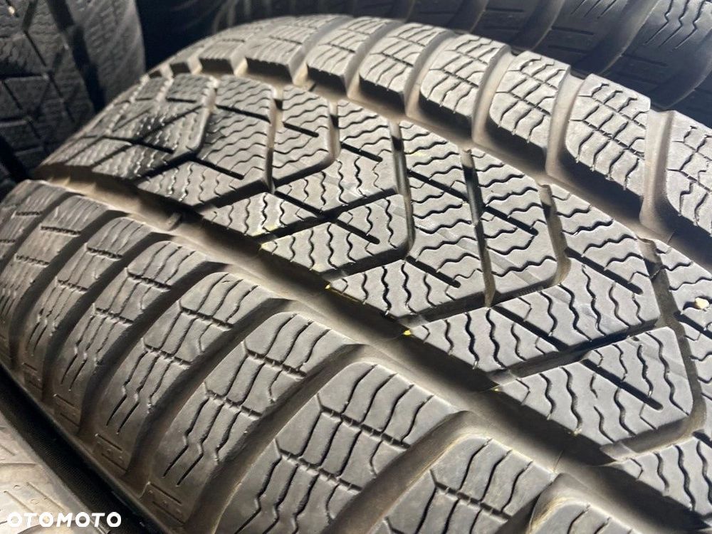225/45r19 Pirelli SottoZero 3 RSC_6,5mm_4szt_(34) - 5