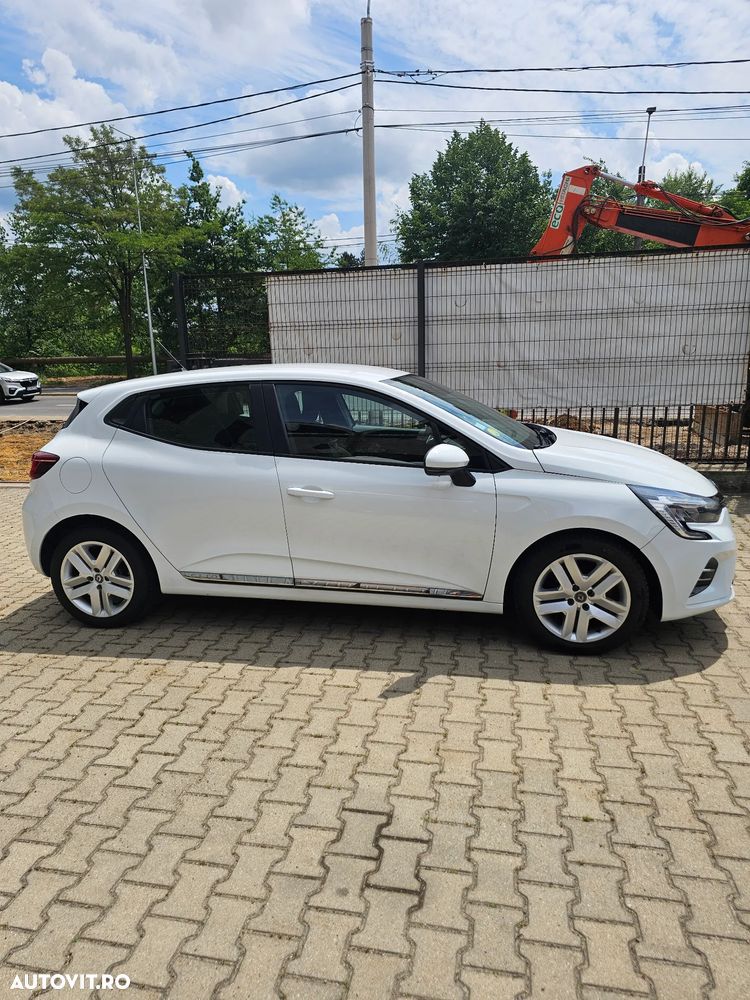 Renault Clio - 11