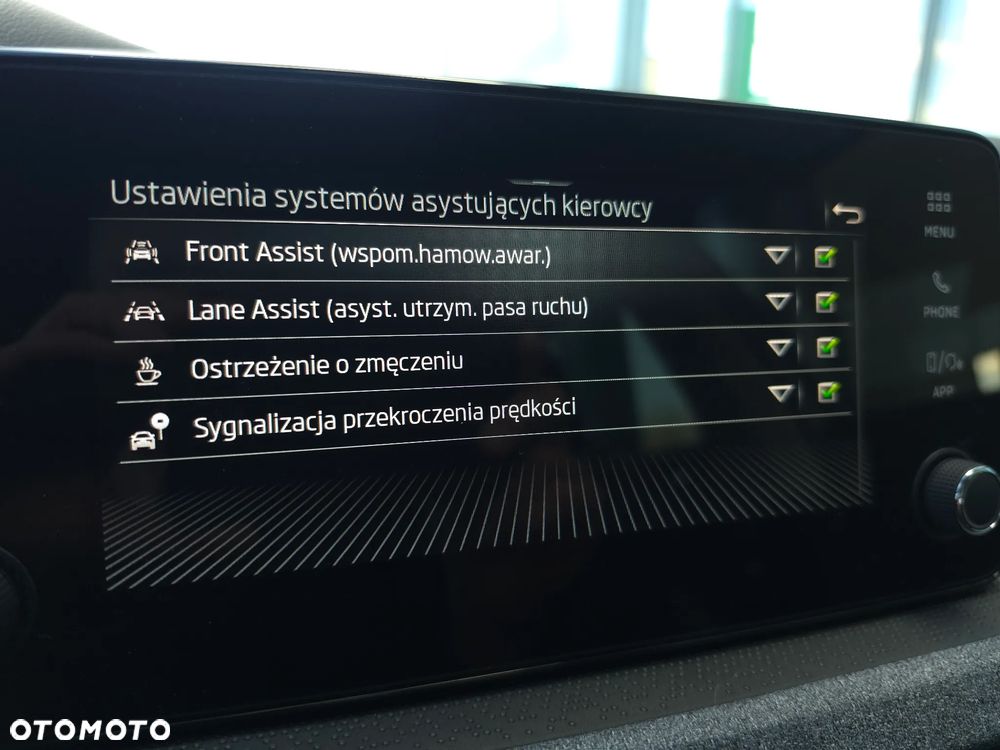 Skoda Scala 1.0 TSI Selection DSG - 29