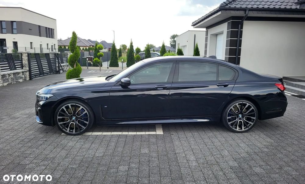 BMW Seria 7 750i xDrive - 7