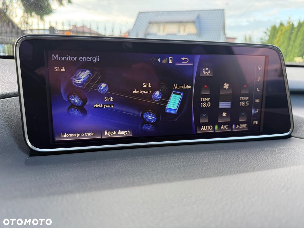 Lexus RX 450hL (hybrid) - 38