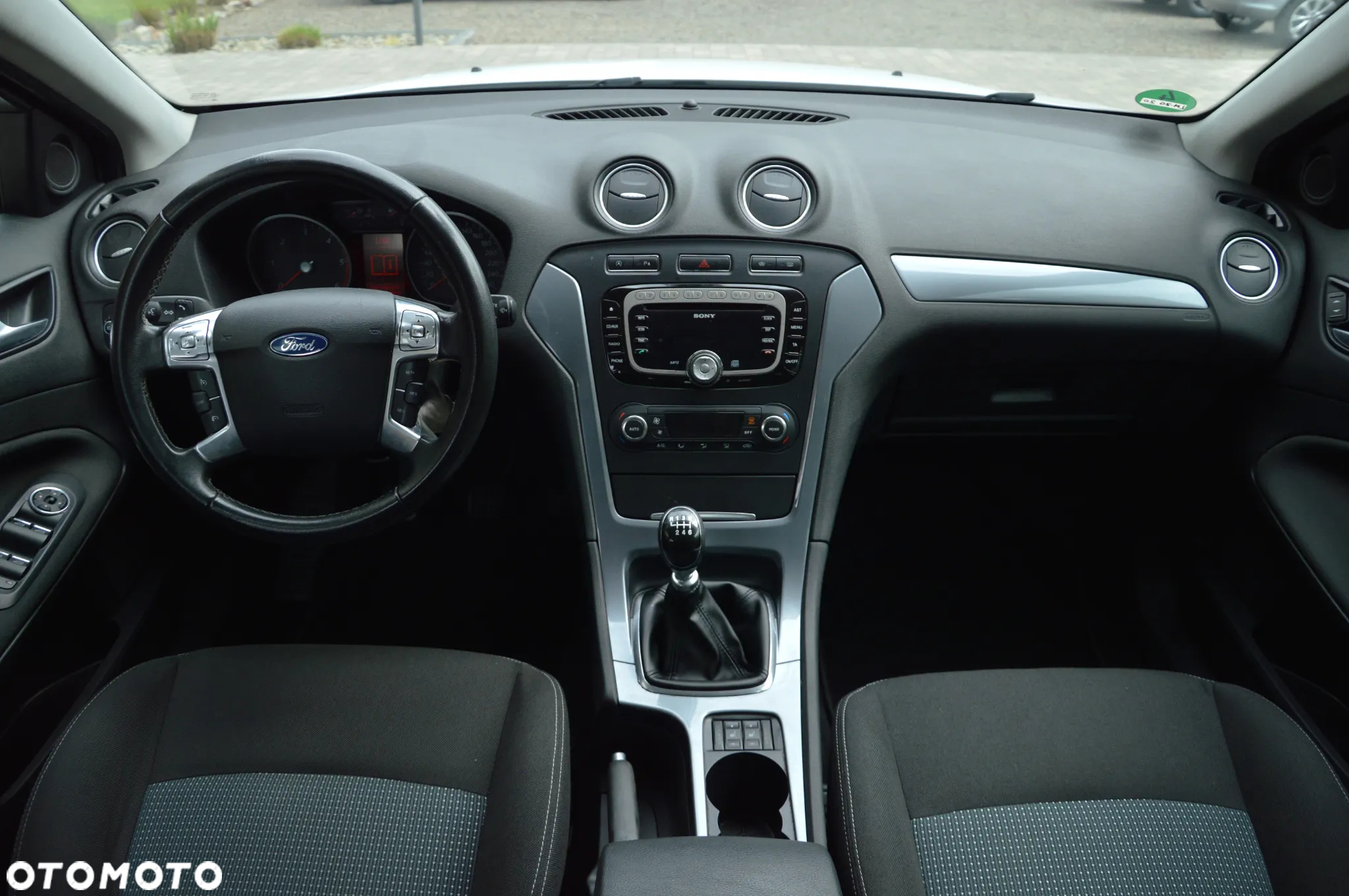 Ford Mondeo 1.6 TDCi Ambiente Plus - 15