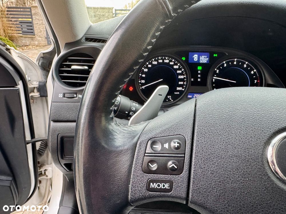 Lexus IS 250 Sport - 16