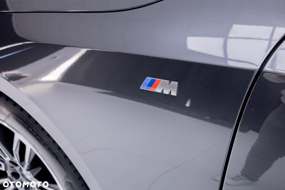 BMW Seria 5 2025 photo 4