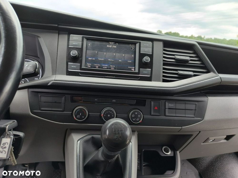 Volkswagen Transporter - 13