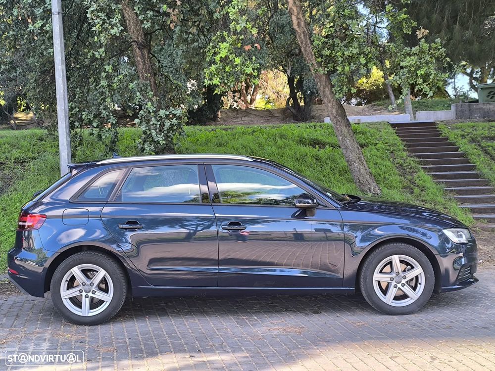 Audi A3 Sportback 1.6 TDI - 7