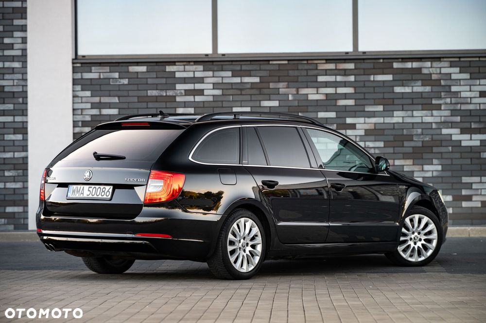 Skoda Superb 2.0 TDI L&K DSG - 14