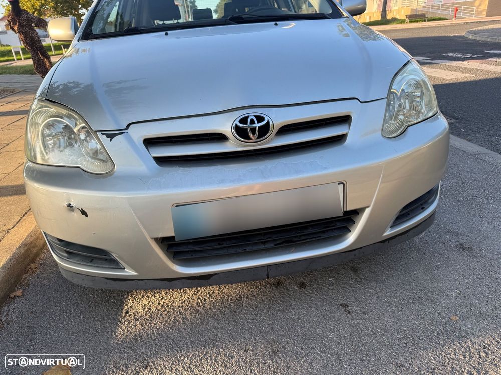 Toyota Corolla 1.4 D-4D - 5