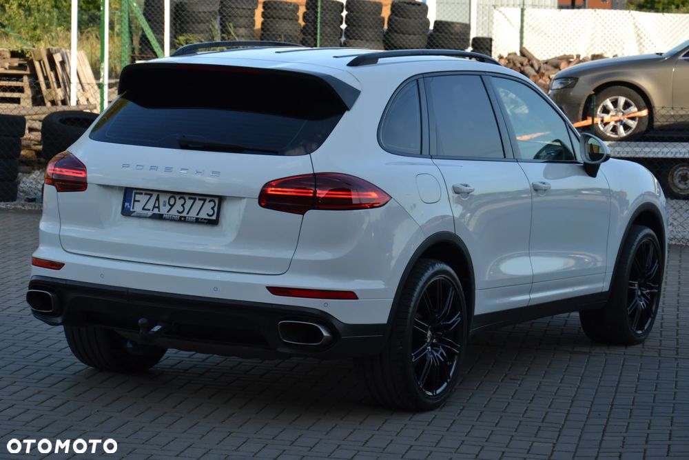 Porsche Cayenne Diesel Platinum Edition - 10