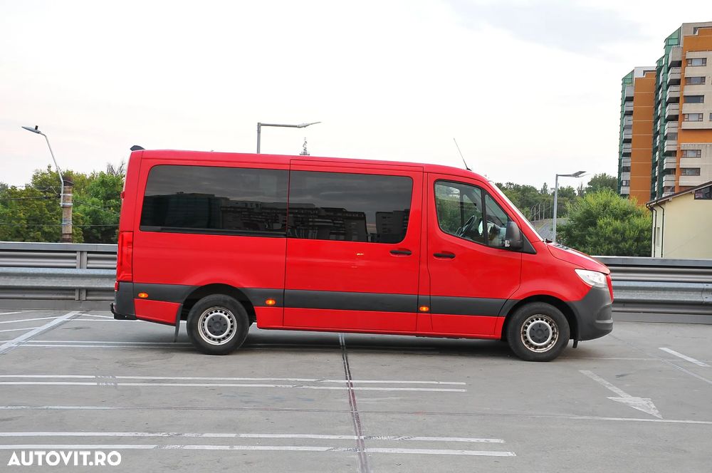 Mercedes-Benz Sprinter - 2