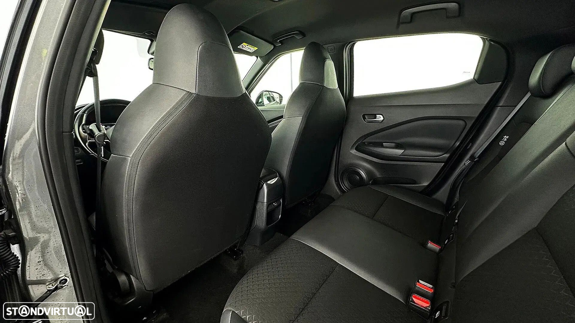 Nissan Juke 1.0 DIG-T N-Connecta NAV. DCT - 46