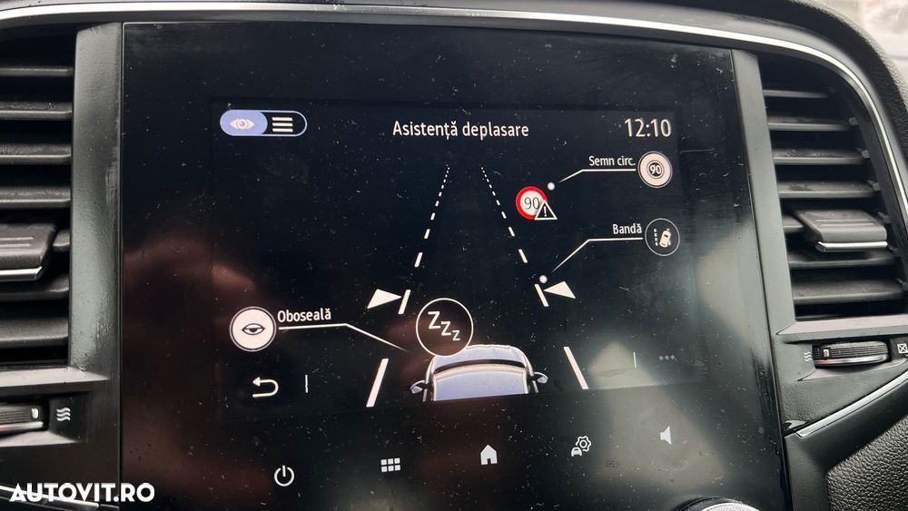 Renault Megane TCE 140 GPF Zen - 10