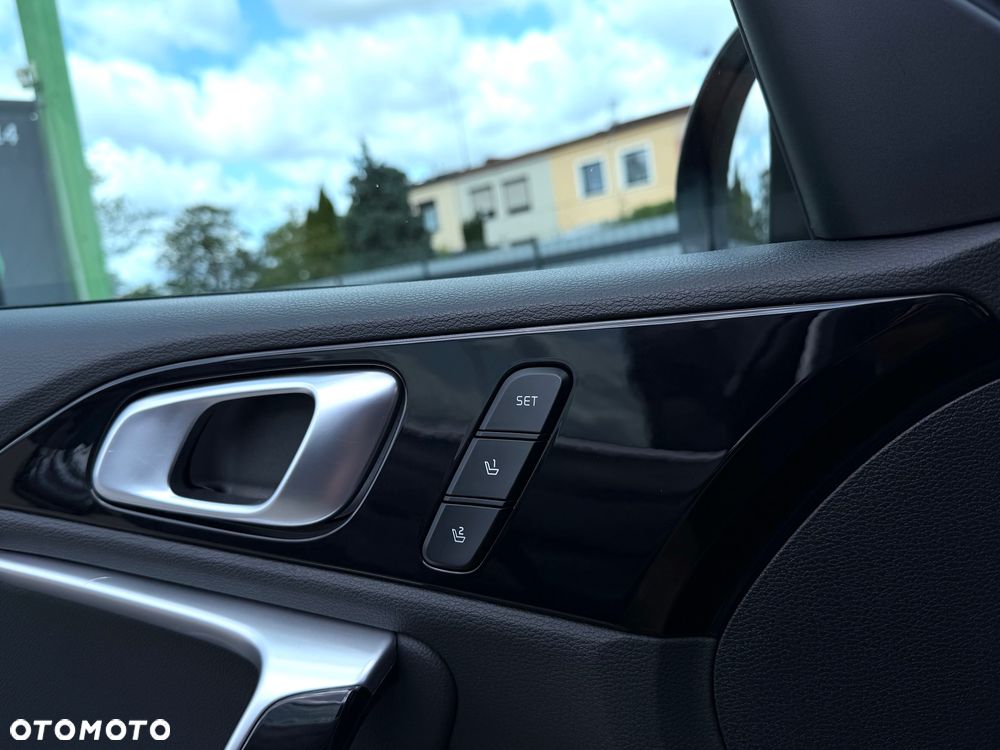Kia ProCeed 1.5 T-GDI DCT7 OPF GT LINE - 22