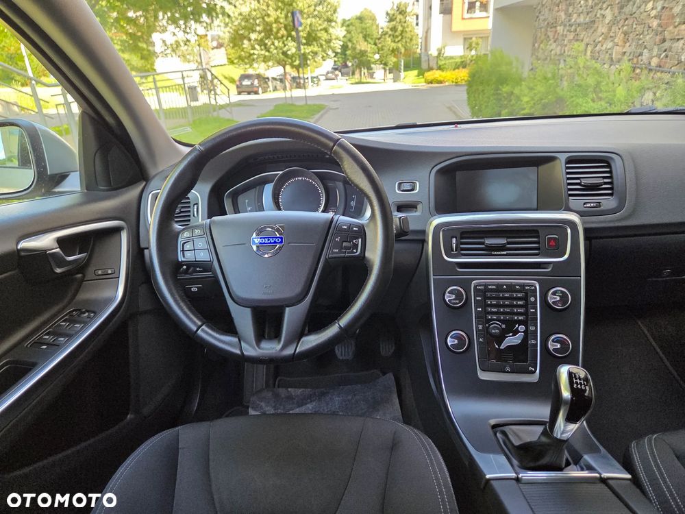 Volvo S60 D2 Drive-E Kinetic - 8