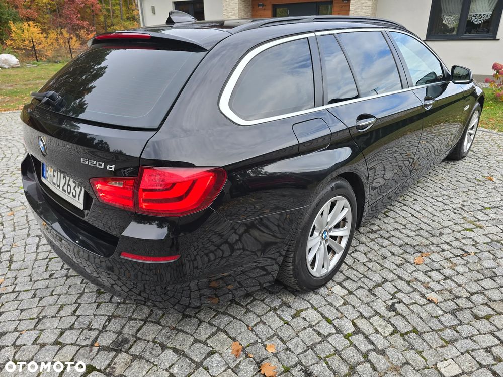 BMW Seria 5 520d - 7