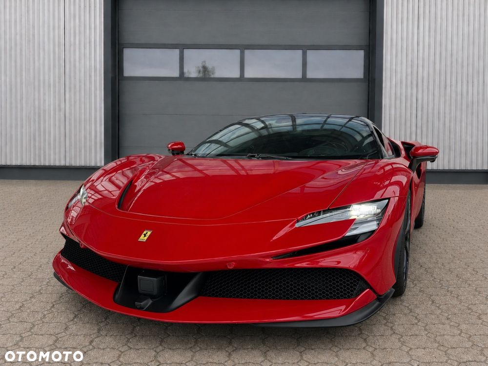Ferrari SF90 Spider - 4