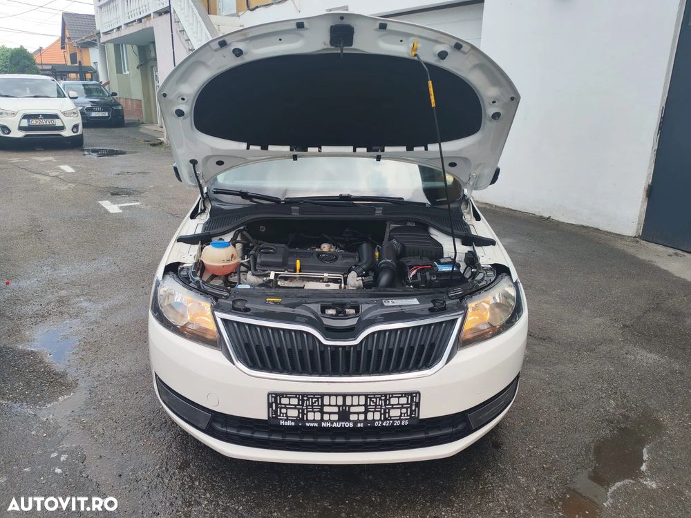 Skoda RAPID 1.4 TSI DSG Elegance Green tec - 14