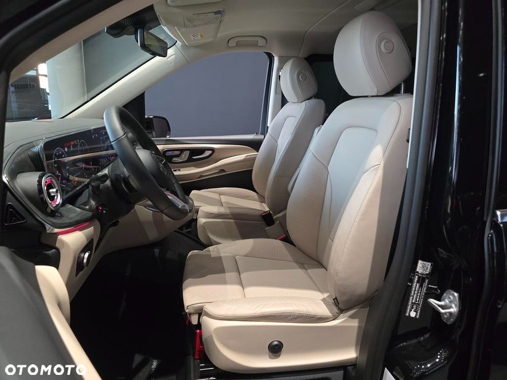 Mercedes-Benz Klasa V 300 d 4-Matic 9G-Tronic Exclusive (d³ugi) - 11