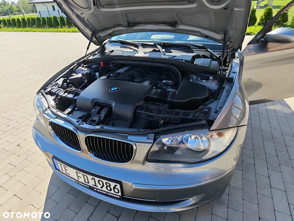 BMW Seria 1 - 24