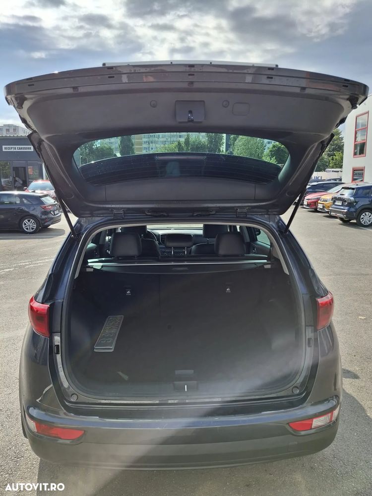 Kia Sportage 1.6 GDI 6MT 4x2 Style - 33