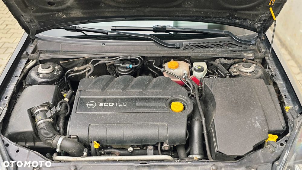 Opel Vectra GTS 1.9 CDTI - 21
