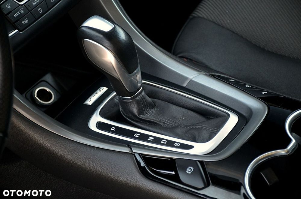 Ford Mondeo - 16