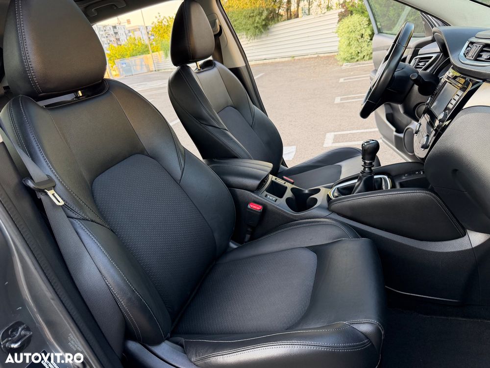 Nissan Qashqai 1.5 DCI Start/Stop Tekna - 11