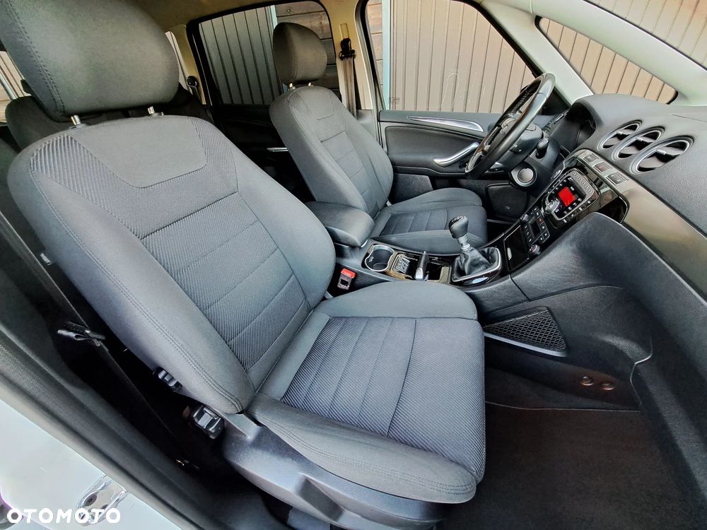 Ford Galaxy 2.0 TDCi Titanium - 30