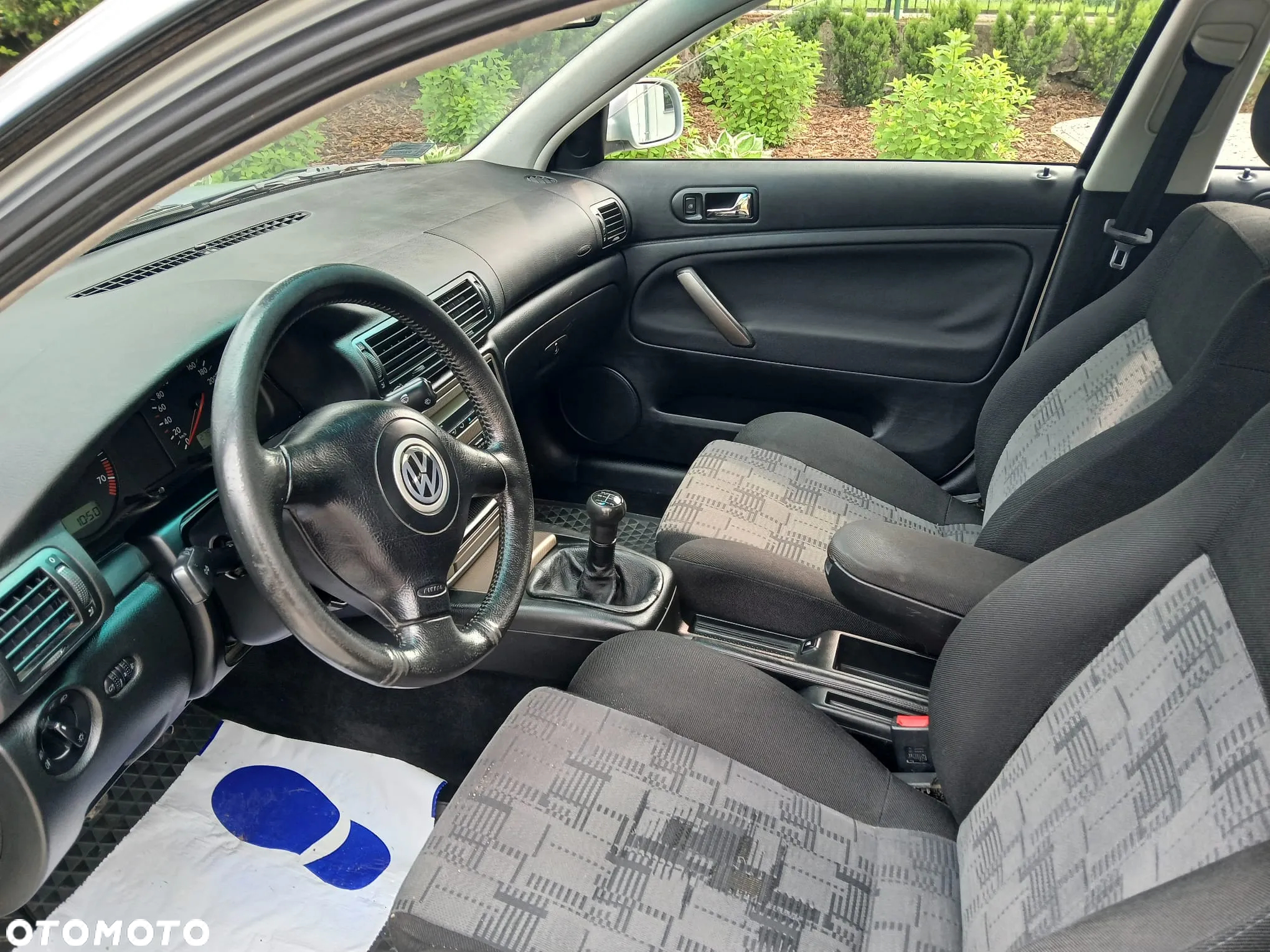 Volkswagen Passat 1.6 Trendline - 14