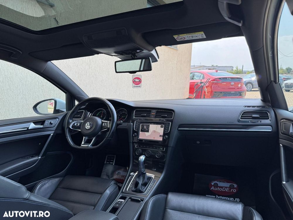 Volkswagen Golf - 7