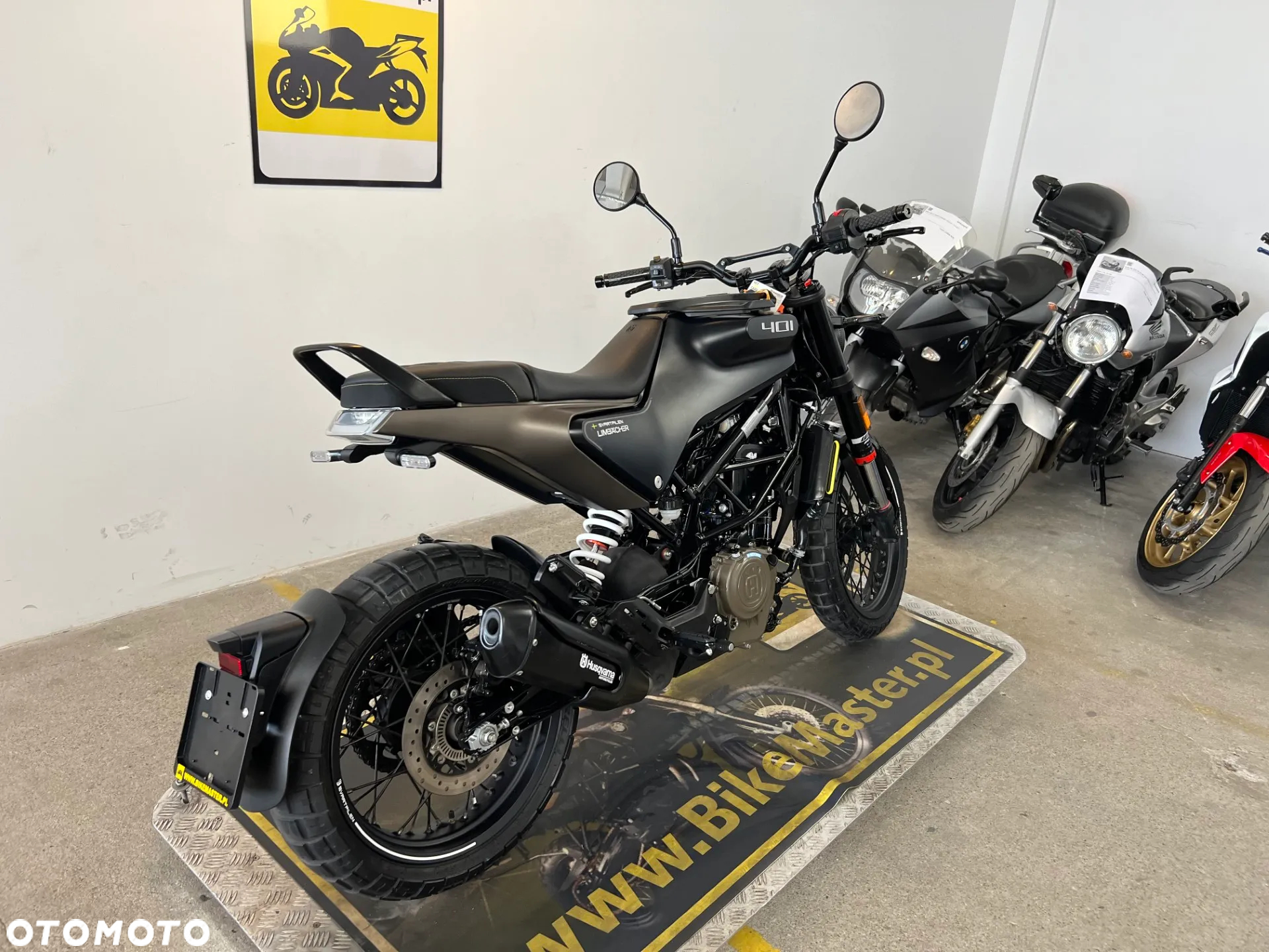 Husqvarna Svartpilen - 5